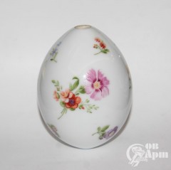 Пасхальное яйцо с изображением цветов